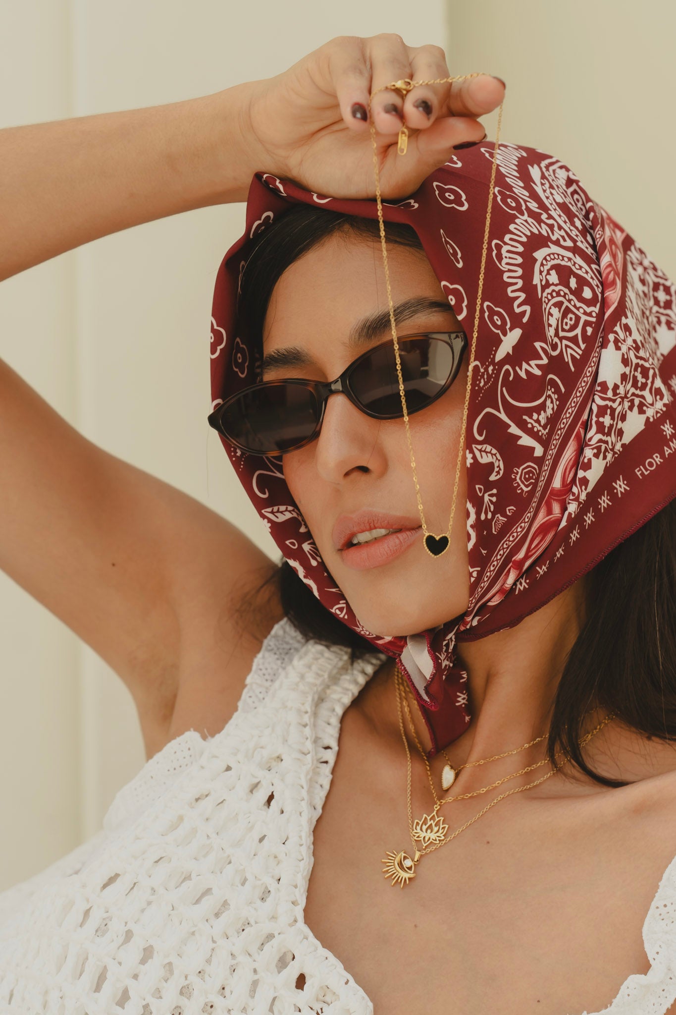 BANDANA BURGUNDY SCARF Flor Amazona Colombia