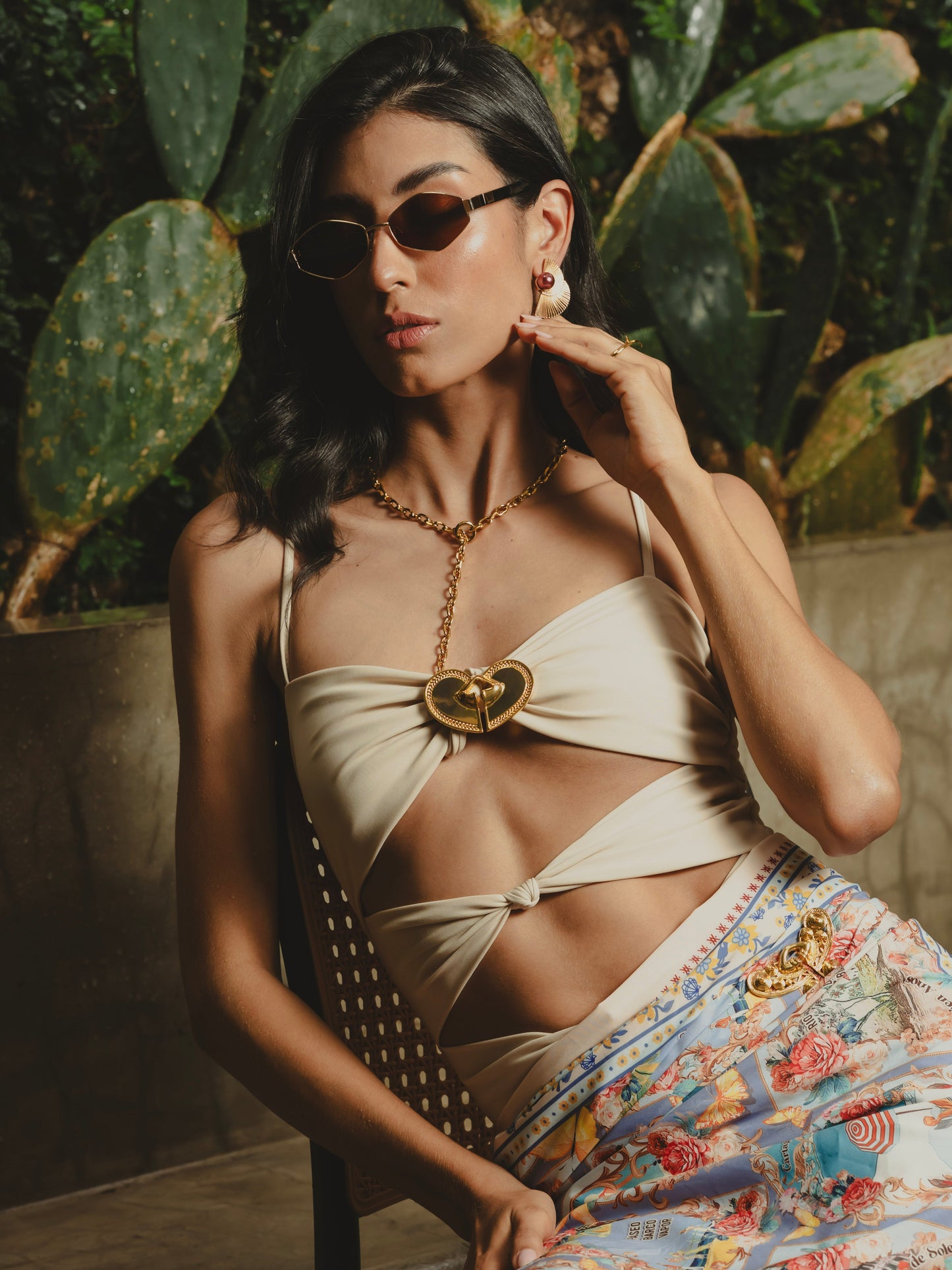 HEART BROOCH Flor Amazona Colombia