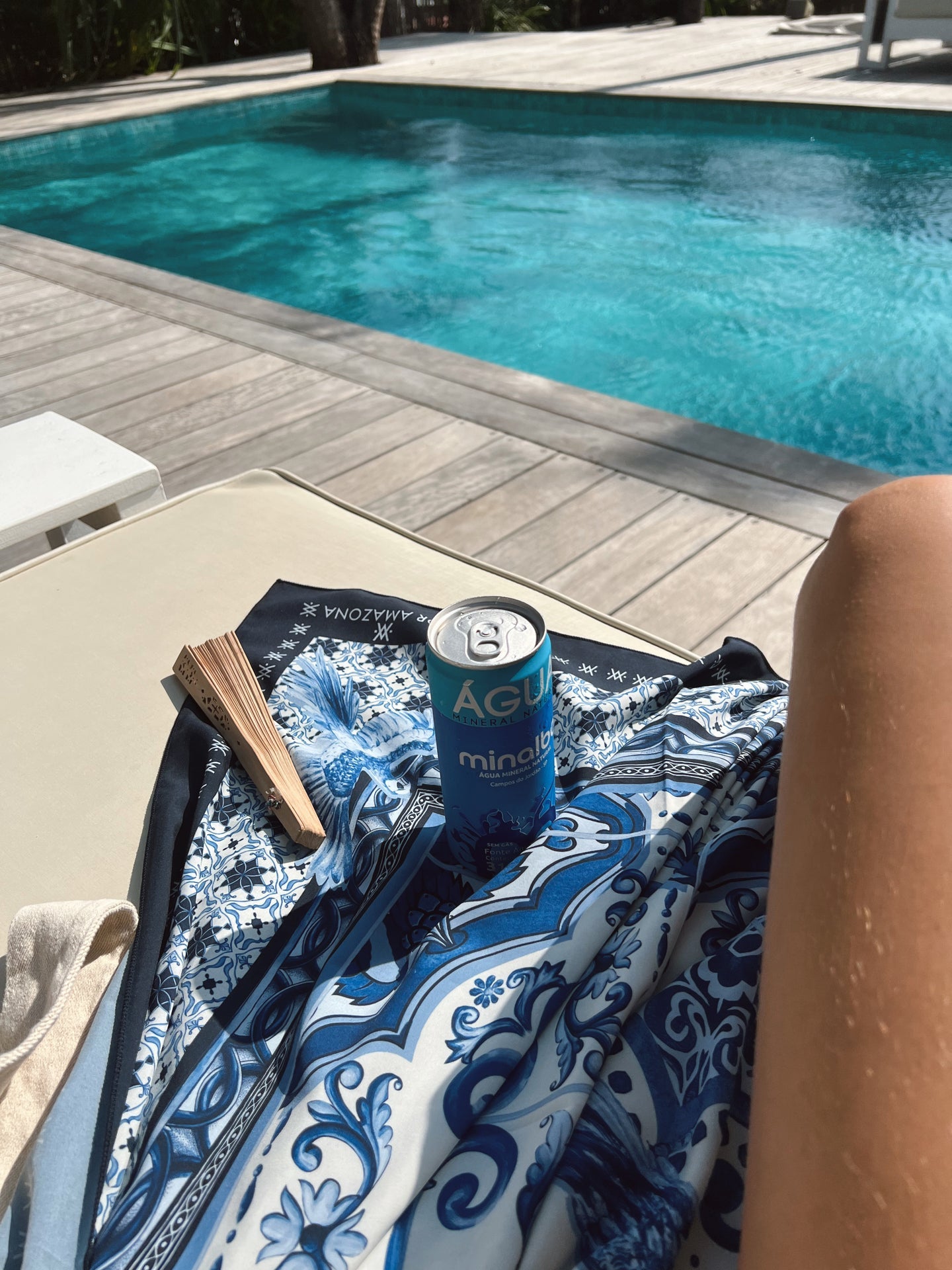 Azulejos Beach Wrap Flor Amazona Colombia