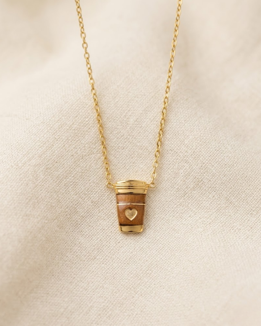 COFFEE LOVER NECKLACE Flor Amazona Colombia