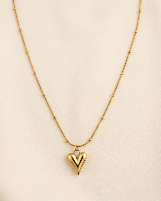 GILDED HEART NECKLACE Flor Amazona Colombia