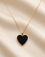 MAXI BLACK HEART NECKLACE