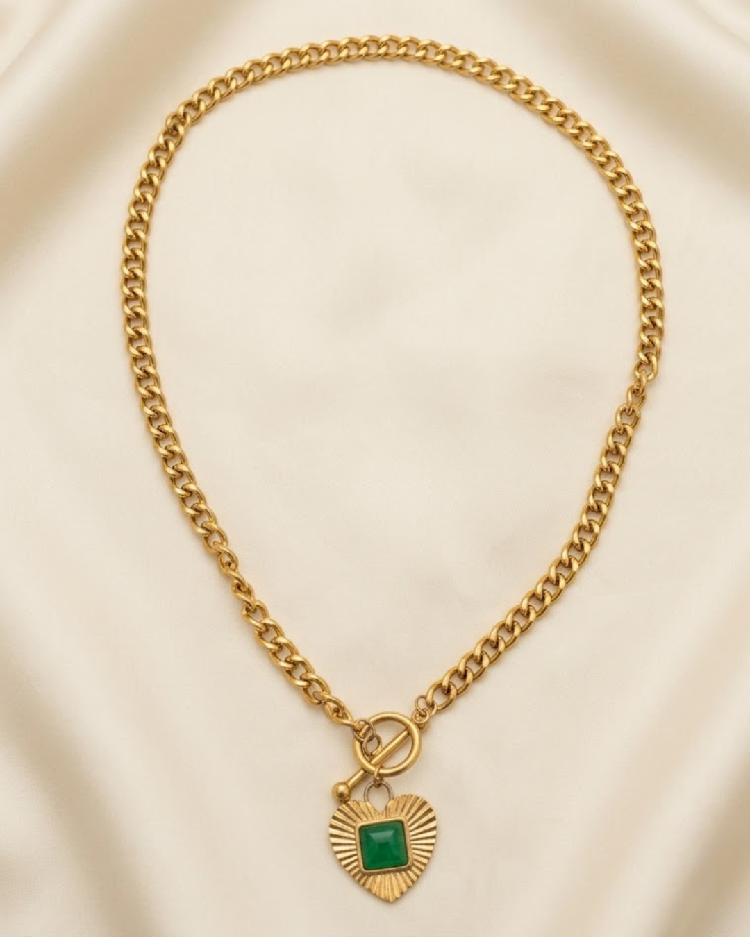 REINA JADE NECKLACE Flor Amazona Colombia