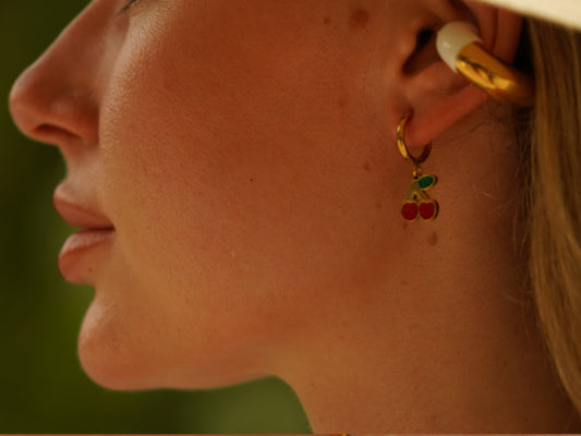 CHERRY EARRINGS Flor Amazona Colombia