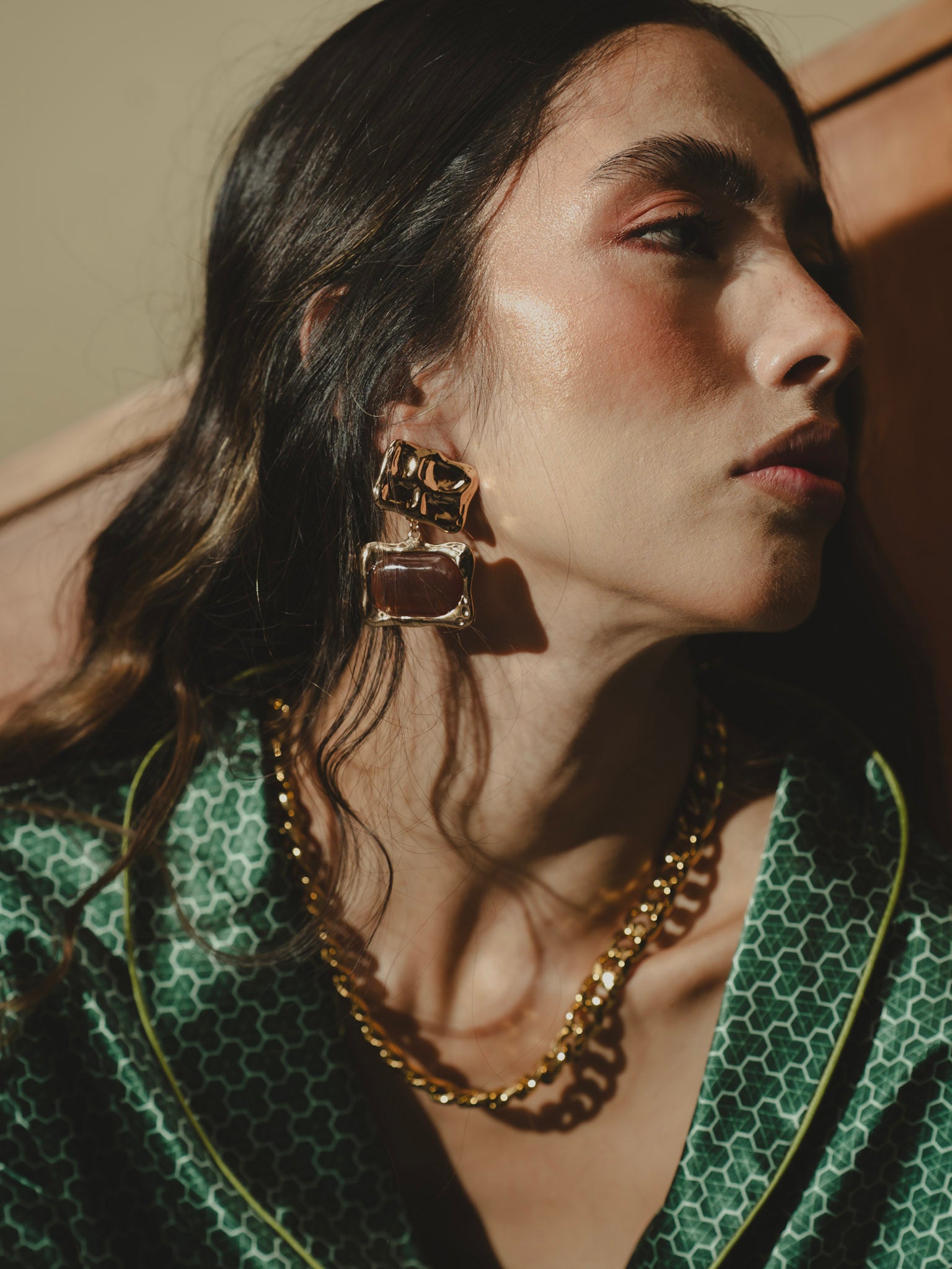 IRIS BROWN DOUBLE EARRINGS Flor Amazona Colombia