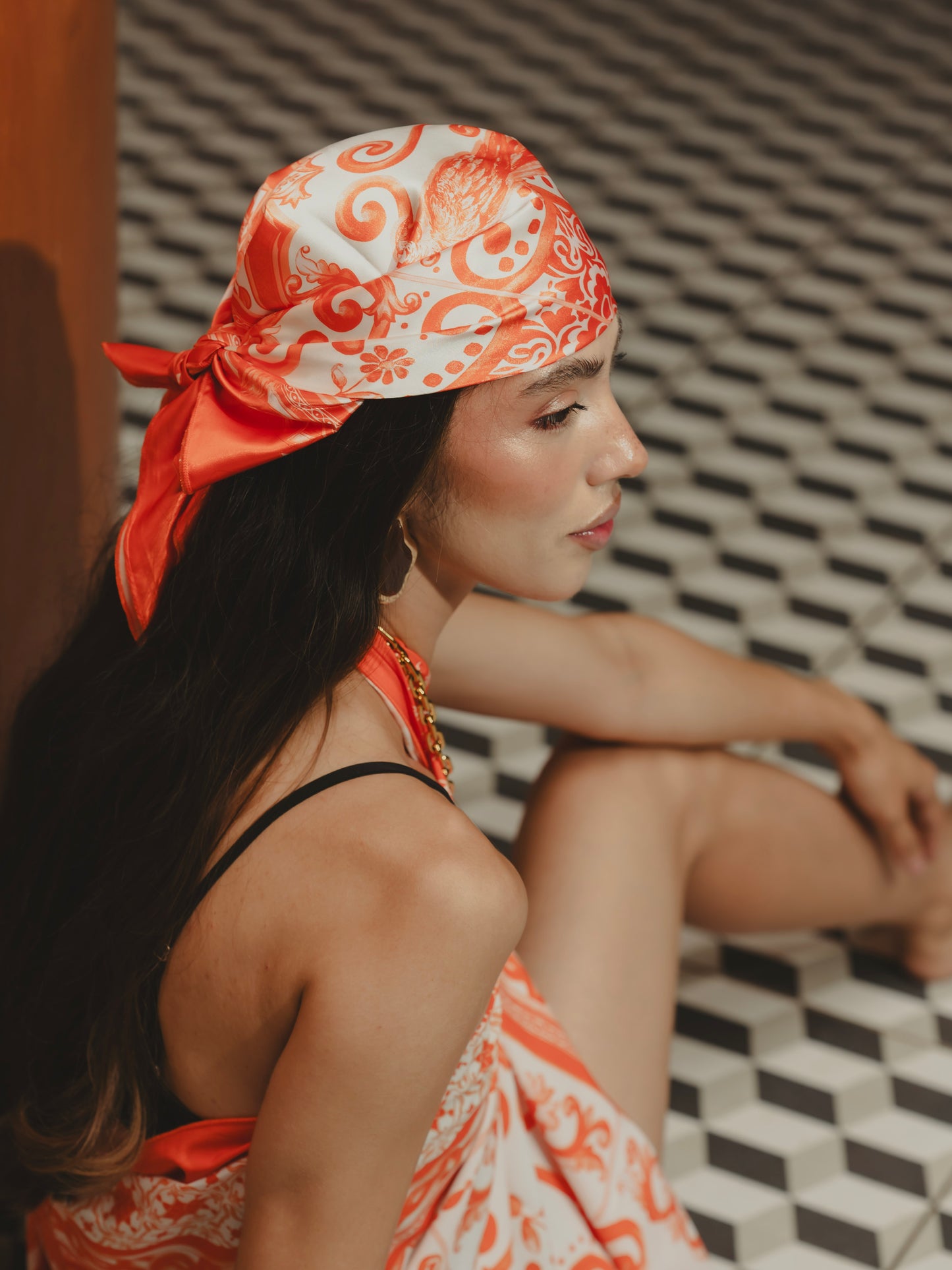 AZULEJOS NARANJA SCARF Flor Amazona Colombia