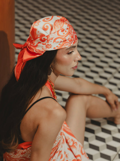 AZULEJOS NARANJA SCARF Flor Amazona Colombia