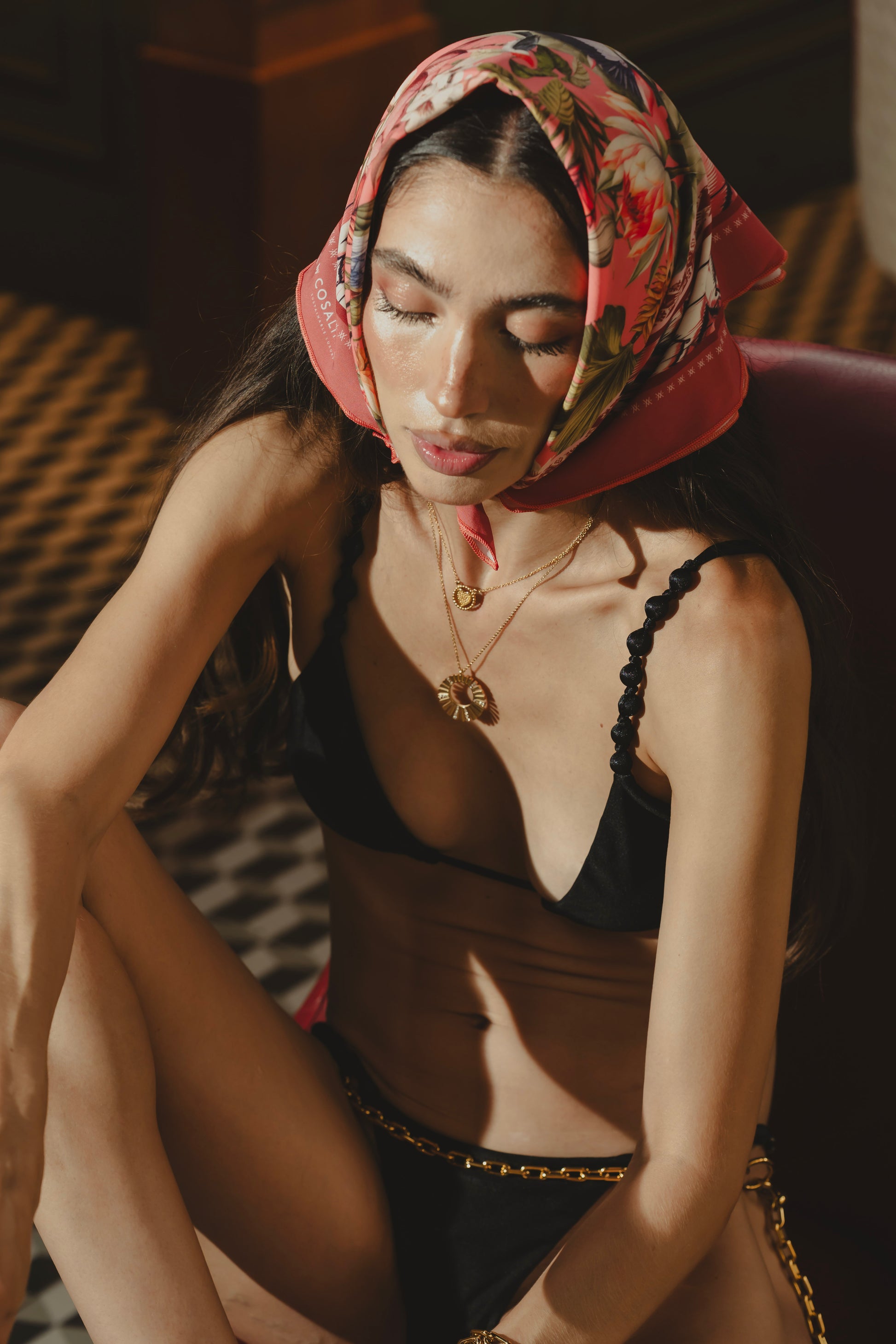 SOLSTICIO SPARKLES NECKLACE Flor Amazona Colombia