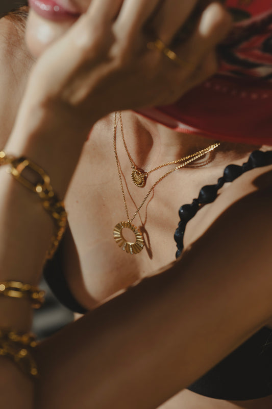 SOLSTICIO SPARKLES NECKLACE Flor Amazona Colombia