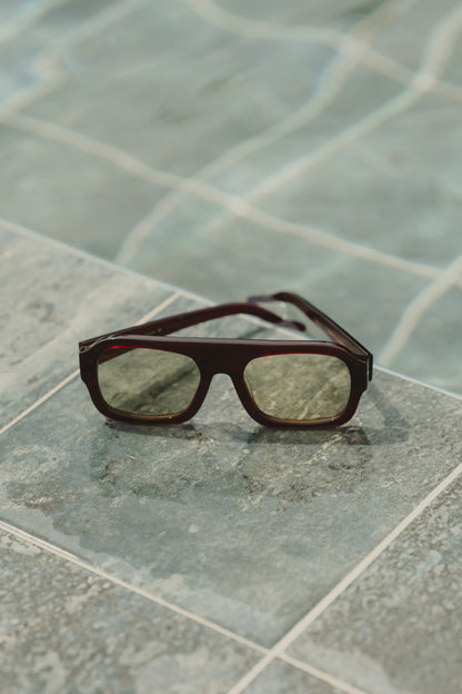 AKIRA RED SUNGLASSES Flor Amazona Colombia