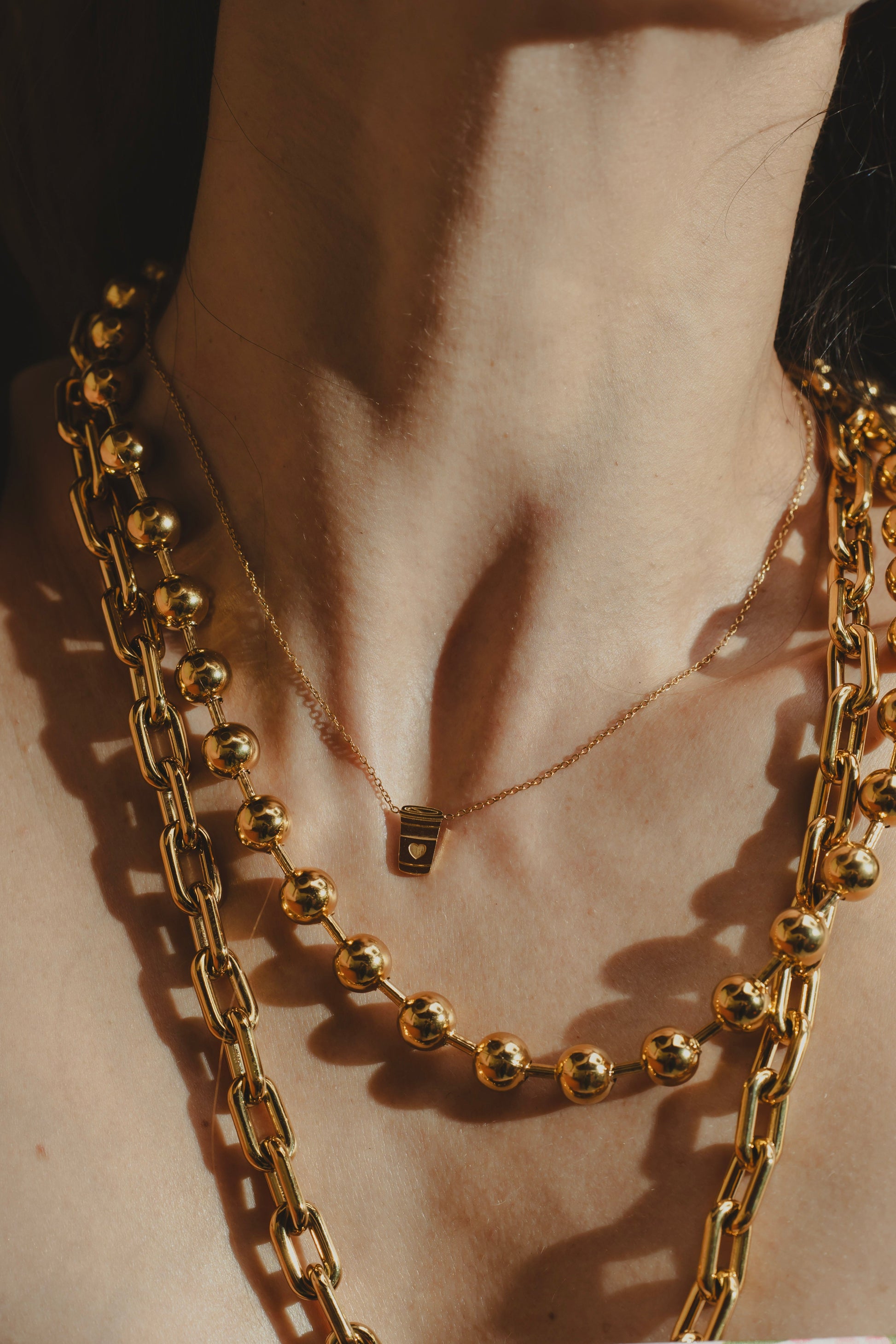 COFFE LOVER NECKLACE Flor Amazona Colombia