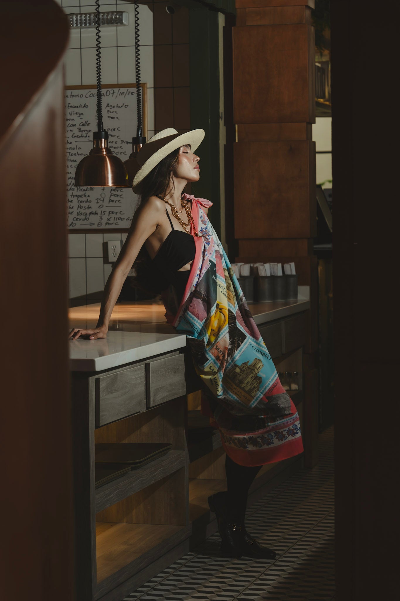 Tayrona Black Hat Flor Amazona Colombia