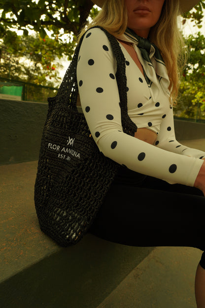MOCHILA PLAYERA  BLACK Flor Amazona Colombia