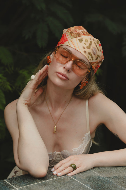 AKIRA CAREY SUNGLASSES Flor Amazona Colombia