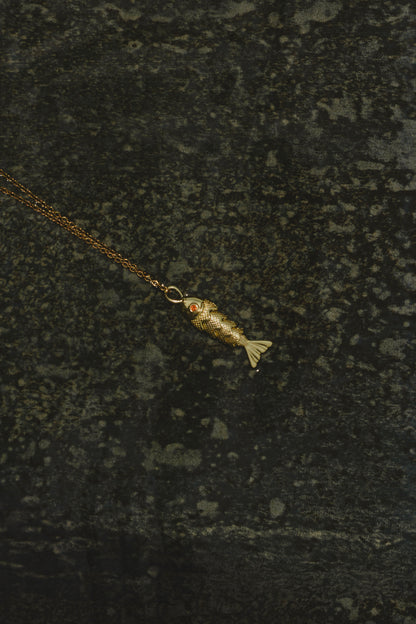 FISH NECKLACE Flor Amazona Colombia
