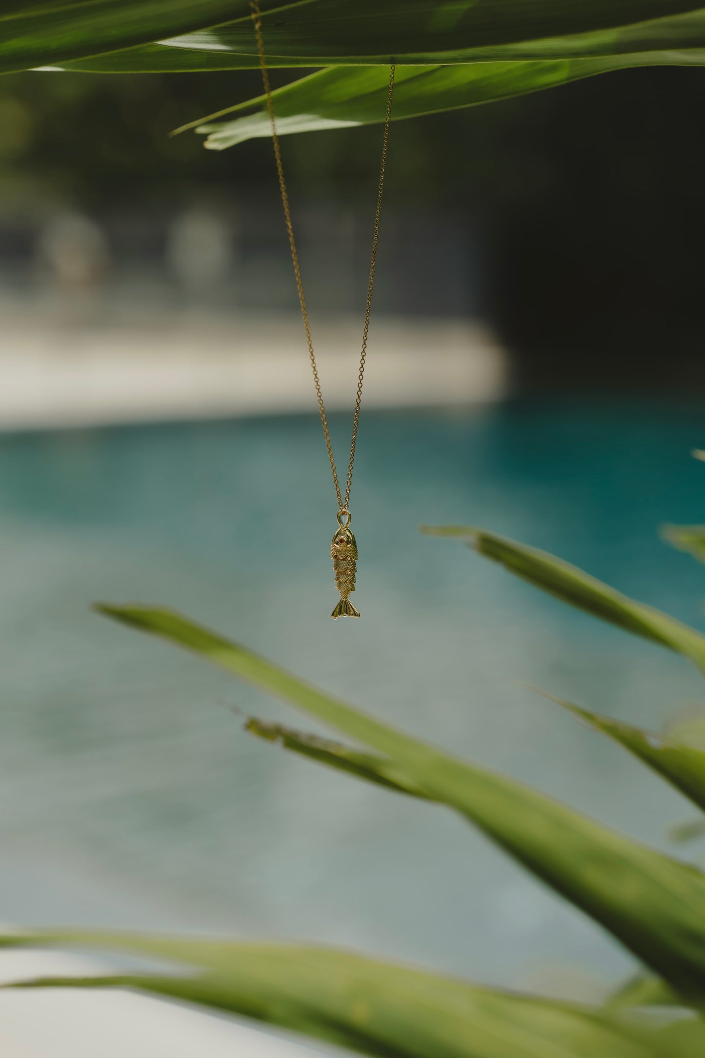 FISH NECKLACE Flor Amazona Colombia