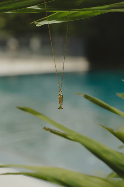 FISH NECKLACE Flor Amazona Colombia