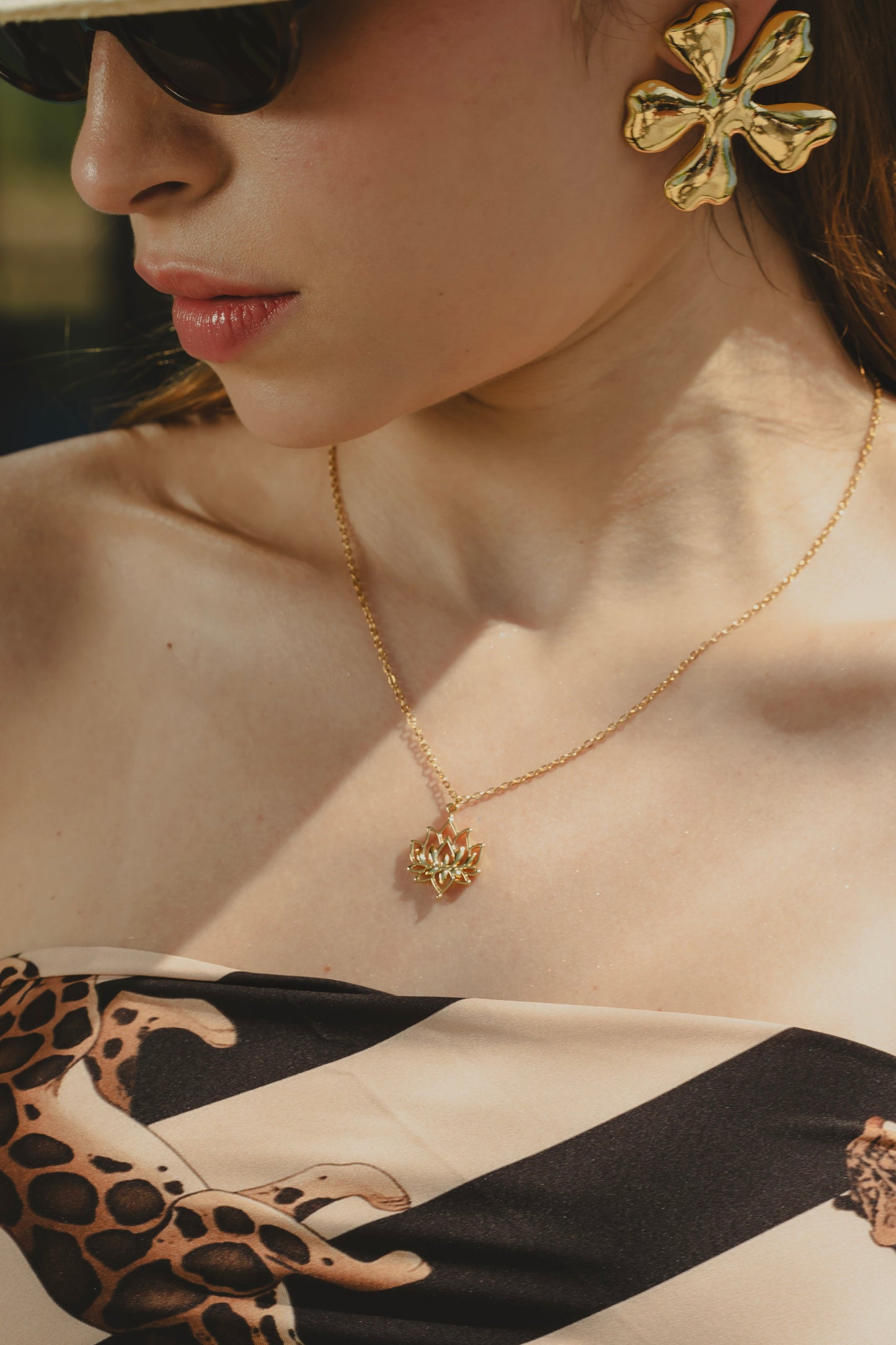 ZEN NECKLACE Flor Amazona Colombia