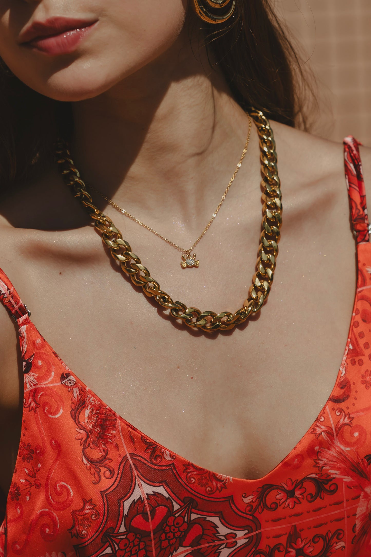 LUCKY CRAB NECKLACE Flor Amazona Colombia