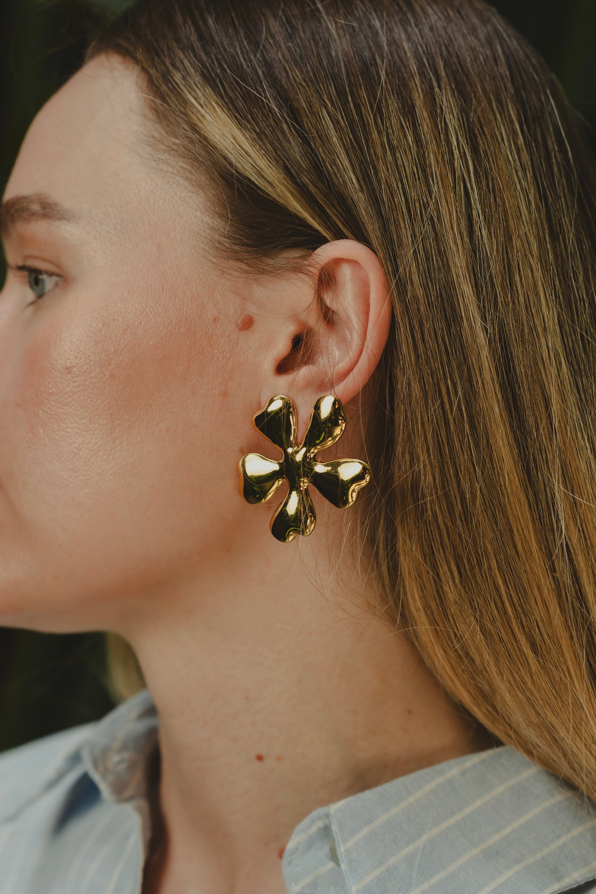 ARETES CATLEYA Flor Amazona Colombia