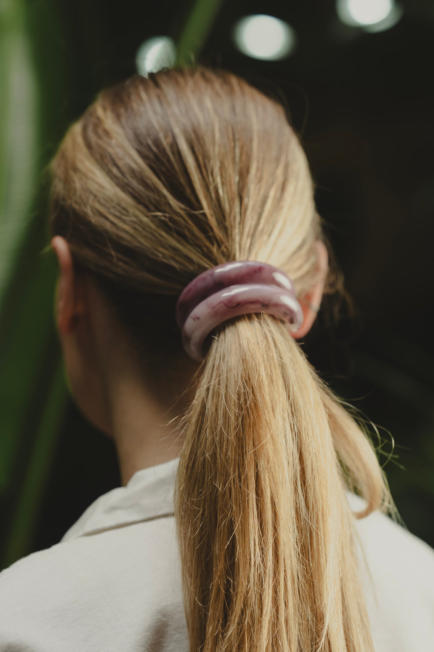 HAIR BUN VIOLET Flor Amazona Colombia