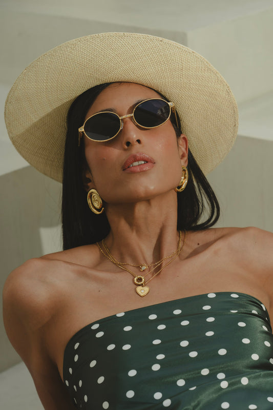 REINA DE CORAZONES NECKLACE Flor Amazona Colombia