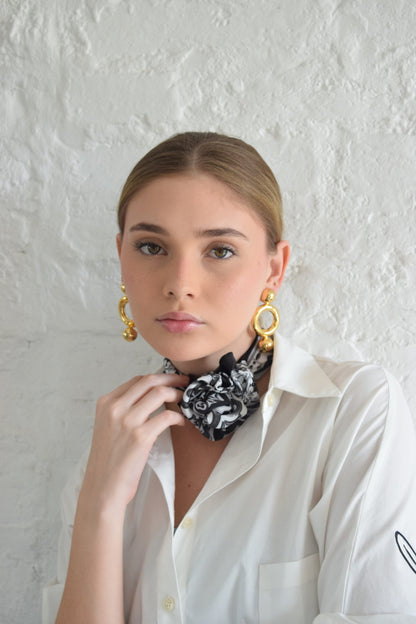 Azulejos White and Black Scarf