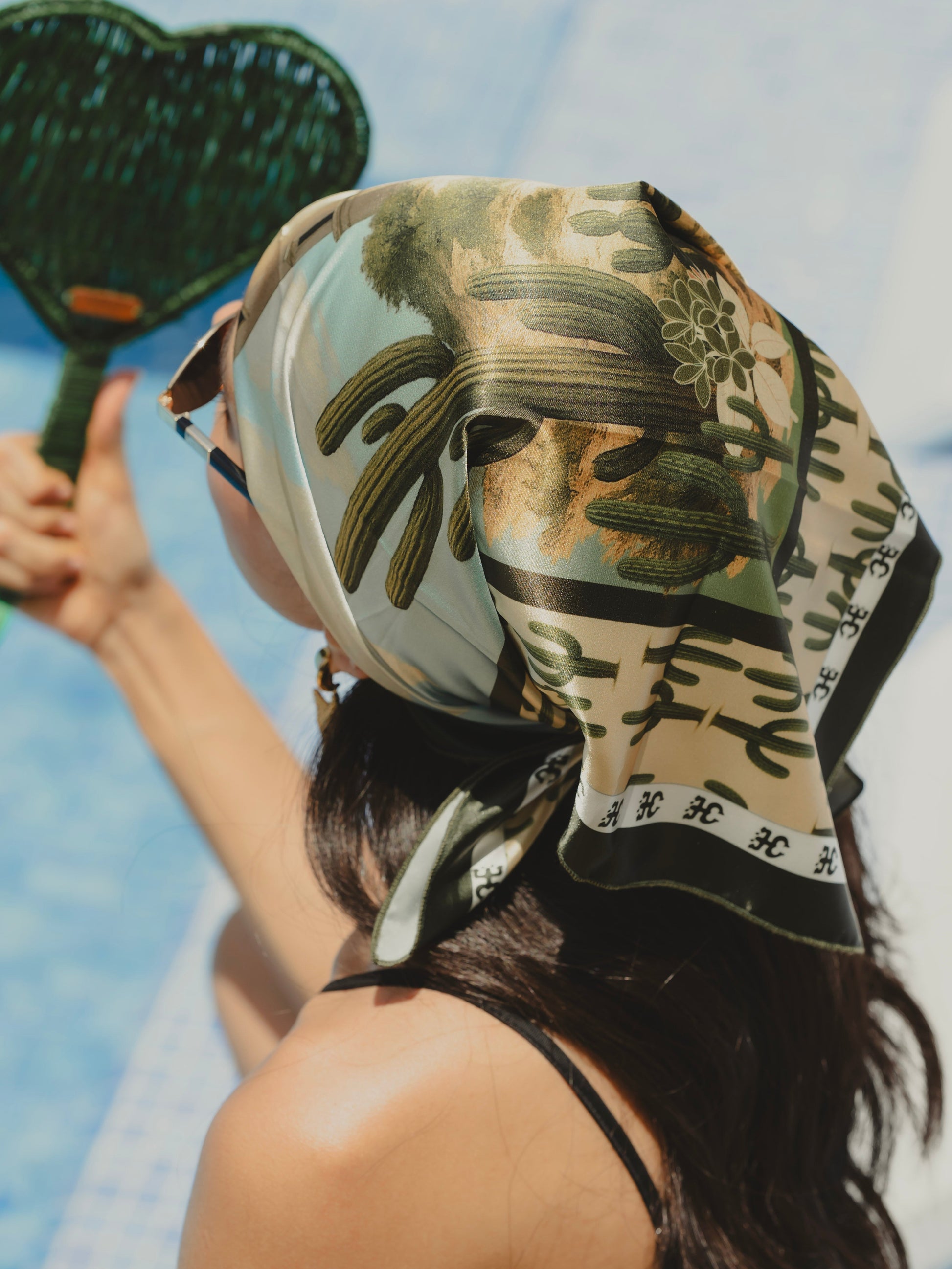 FARO VERDE SCARF Flor Amazona Colombia