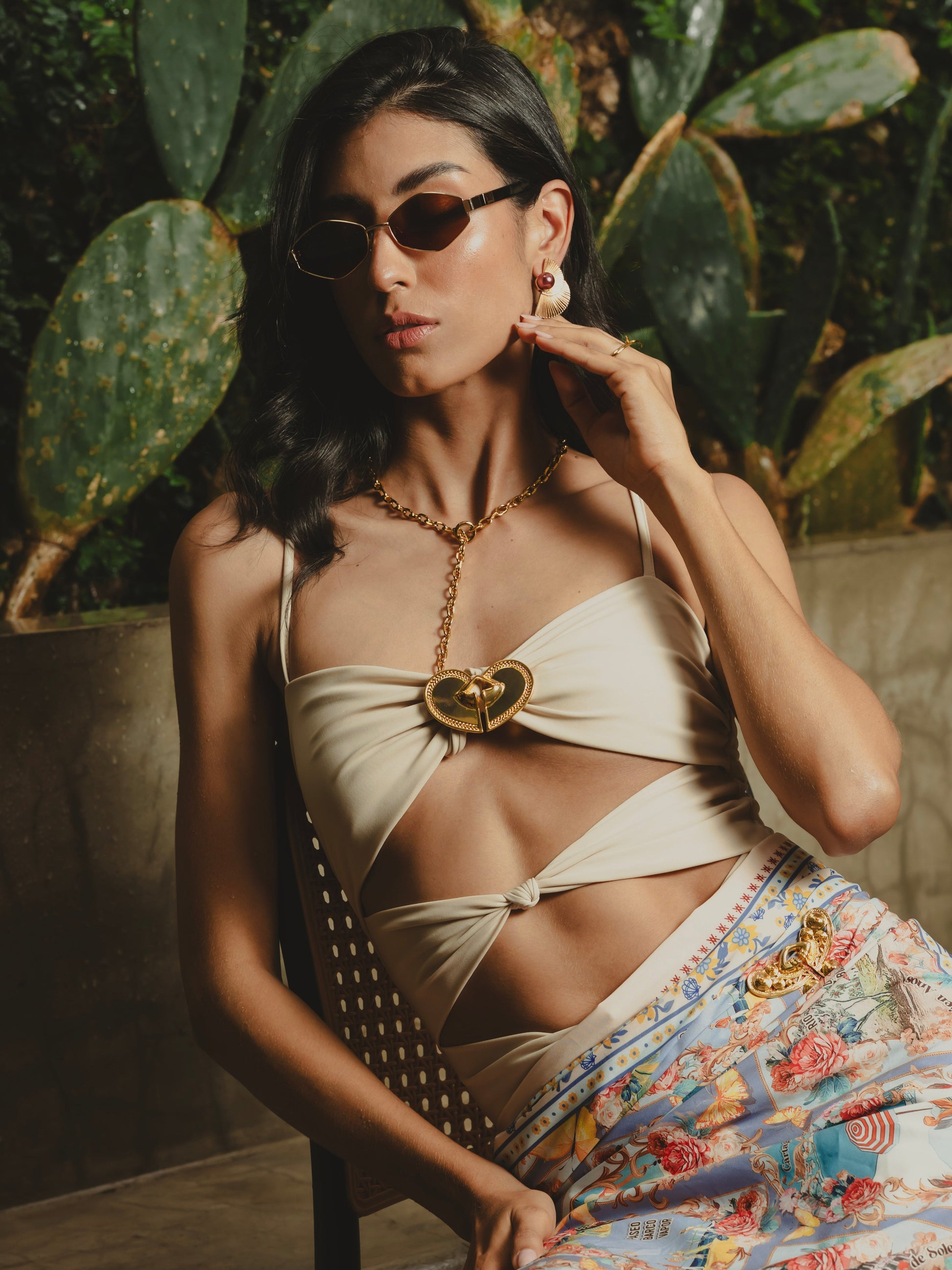 HEART BROOCH Flor Amazona Colombia