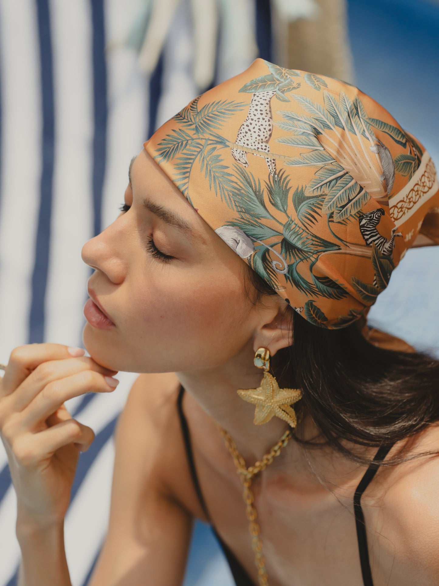 MUSTARD JUNGLE SCARF Flor Amazona Colombia