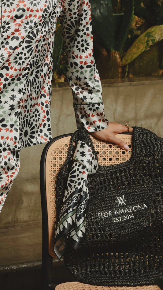 DON RAMON SCARF Flor Amazona Colombia