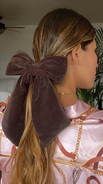 Paulina Bow Brown Flor Amazona Colombia