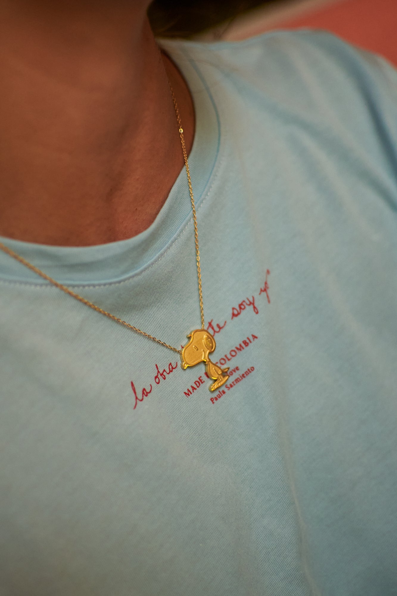 SNOOPY NECKLACE Flor Amazona Colombia